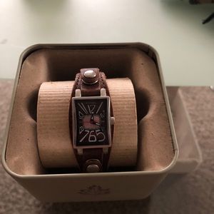 Leather fossil watch